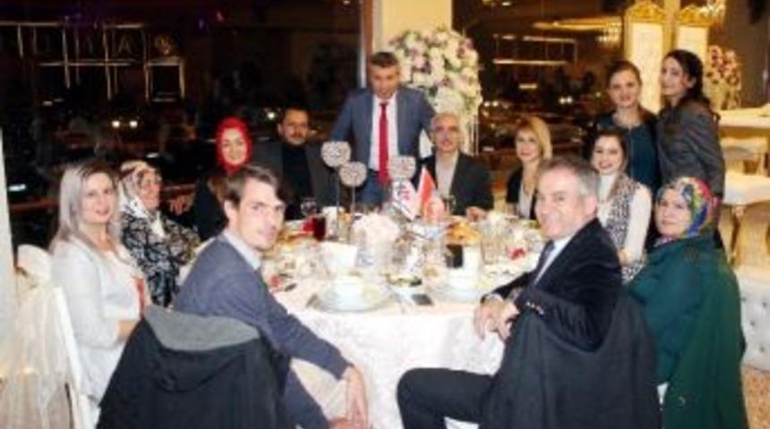 Final Ailesi &Ouml;ğretmenler G&uuml;n&uuml;nde Buluştu