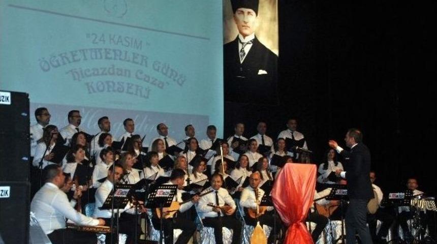 Aydınlı &Ouml;ğretmenlerden, &Ouml;ğretmenler G&uuml;n&uuml; Konseri