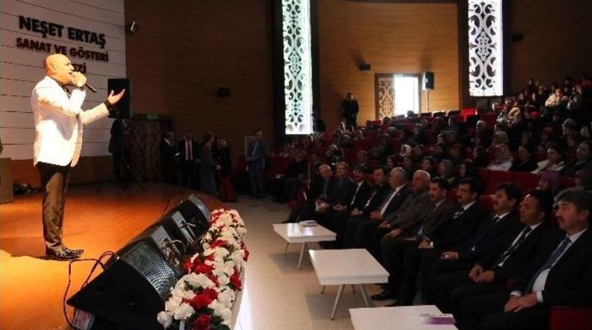 Thm Korosu, &Ouml;ğretmenler G&uuml;n&uuml; Konseri Verdi