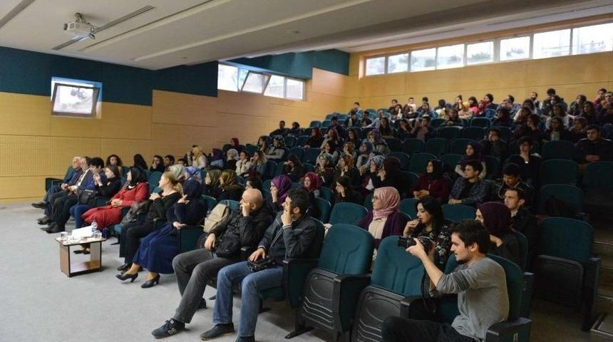 &lsquo;g&ouml;n&uuml;l Coğrafyamızdan Şiirler&rsquo; Etkinliği Sa&uuml;&rsquo;de D&uuml;zenlendi