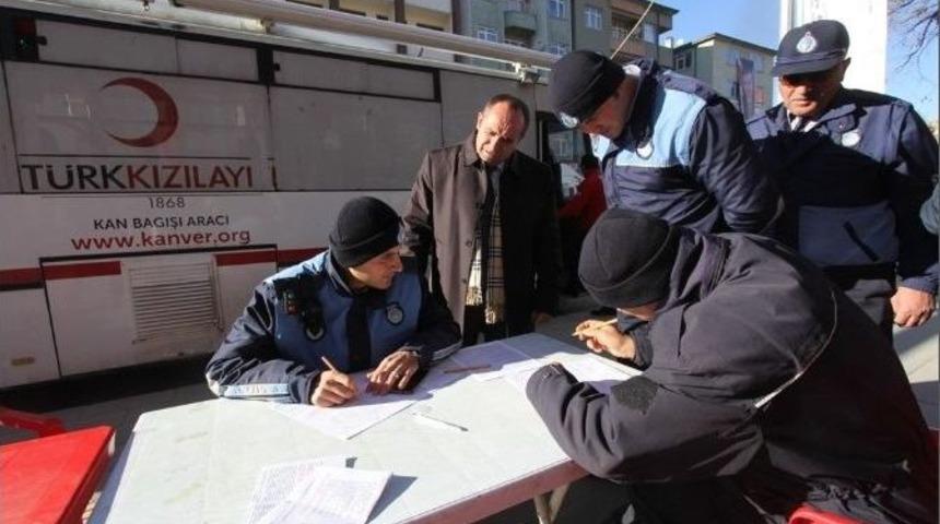 Bayburt Zabıta Teşkilatından Kan Bağışı Kampanyasına Destek