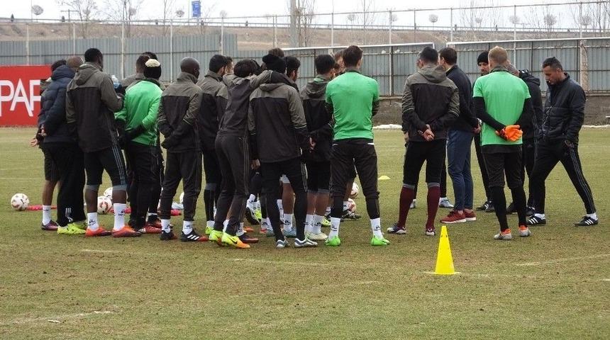 Elazığsporda, G&ouml;ztepe Hazırlıkları S&uuml;r&uuml;yor