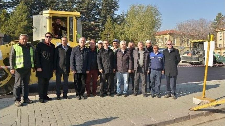 Asfalt &Ccedil;alışmaları Devam Ediyor