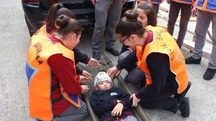 Rize’de İlköğretim Okulunda Yangın Tatbikatı Düzenlendi G4