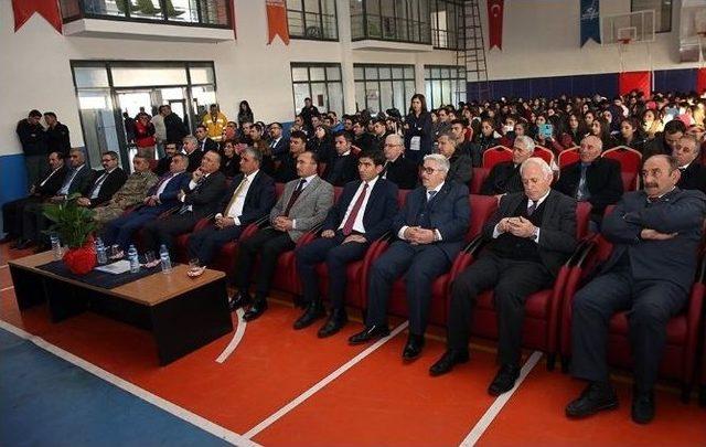 Ardahan’da Öğretmenler Günü Kutlandı