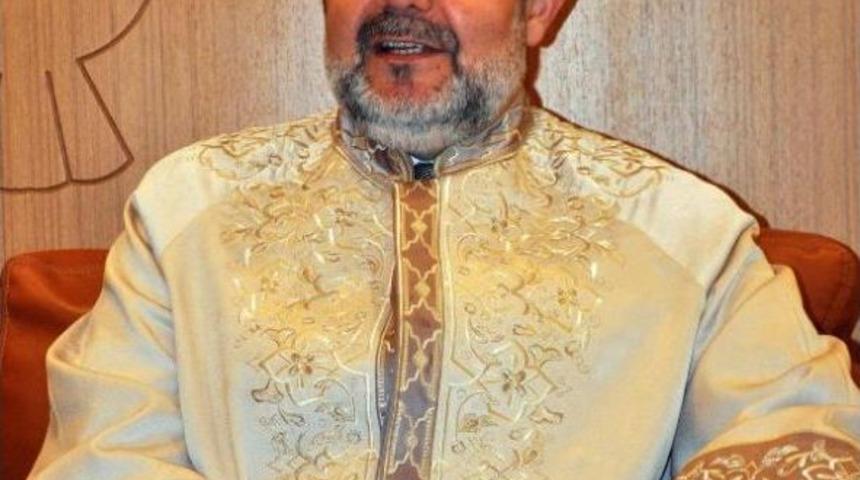 Diyanet İşleri Başkanı Görmez, Sabah Namazı Kıldırdı: Allah'a Sığının (2)