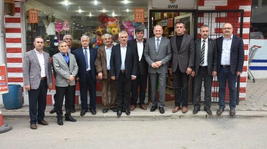 Başkan Keleş, İl&ccedil;e Ziyaretlerini S&uuml;r&uuml;yor