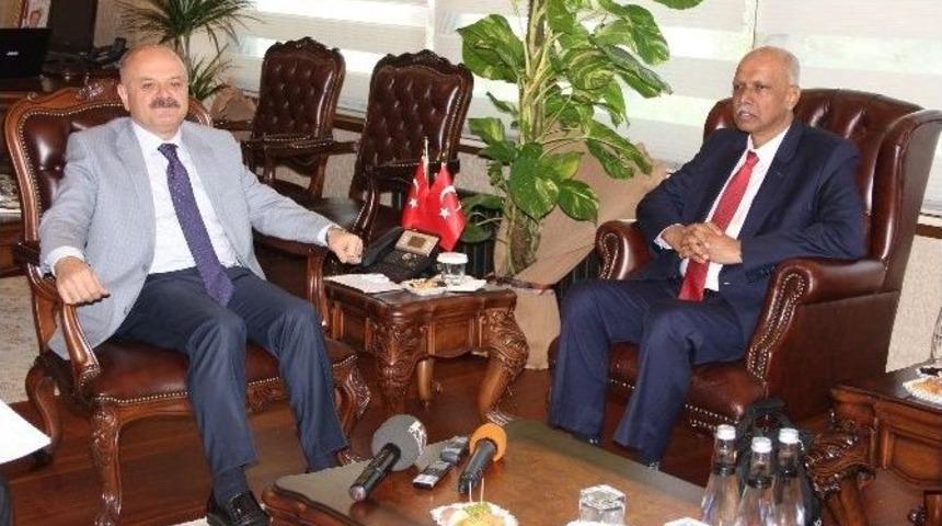 B&uuml;y&uuml;kel&ccedil;i Selverajah: &ldquo;t&uuml;rkiye, Singapur&rsquo;un Stratejik Ortaklık Kurduğu Birka&ccedil; &Uuml;lkeden Biridir&rdquo;