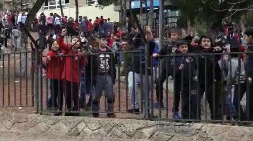 Adıyaman'da 5.5'lik Deprem; Yıkılan Binalar Ve Yaralılar Var - (3)