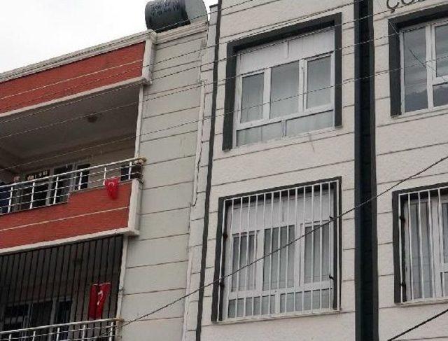 Adıyaman'da 5.5'lik Deprem; Yıkılan Binalar Ve Yaralılar Var - (3)