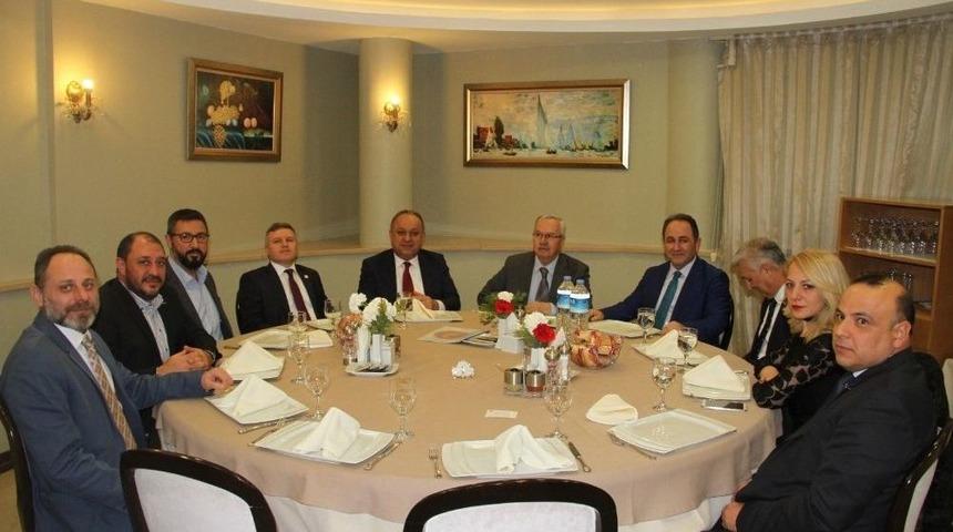 Başkan Babaş, T&uuml;rsab&rsquo;ın Toplantısına Katıldı