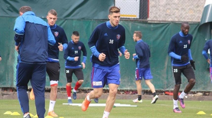 Karab&uuml;kspor, Trabzonspor Ma&ccedil;ı Hazırlıklarını Tamamladı