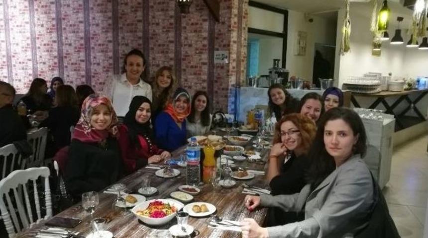 Birey&rsquo;den &Ouml;ğretmenler G&uuml;n&uuml; Yemeği