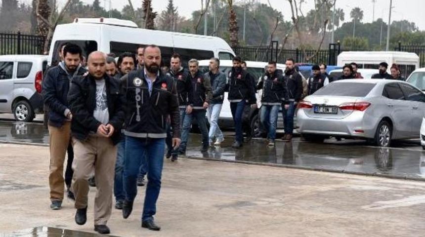 Fet&ouml;'den Ihra&ccedil; Edilen 14 &Ouml;ğretmen Tutuklandı