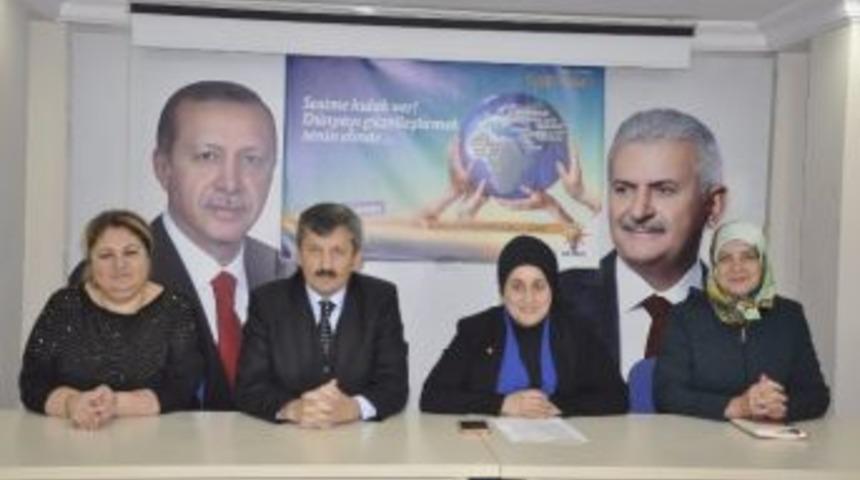 Ak Parti Kadın Kolları Kadına Şiddeti Kınadı