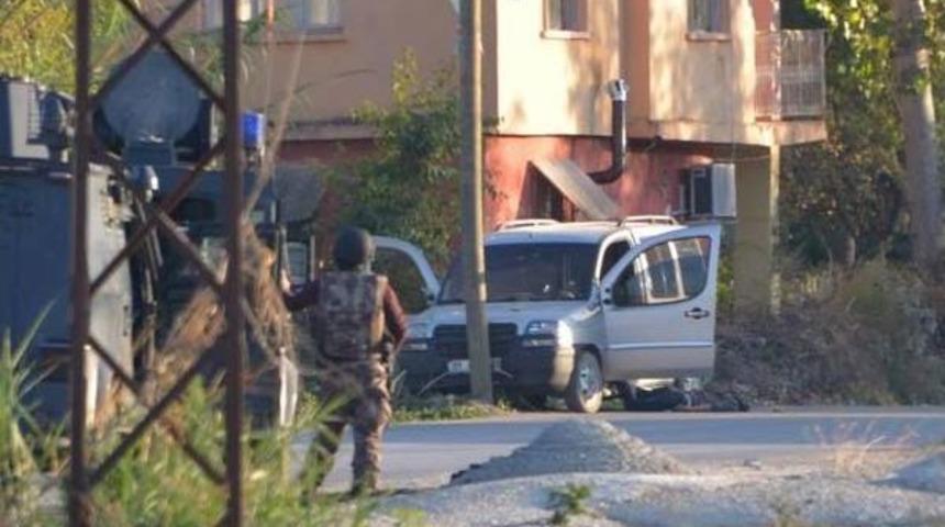 &Ouml;ld&uuml;r&uuml;len Ter&ouml;ristin Eyleme Gittiği Ara&ccedil;tan 100 Kilo Bomba &Ccedil;ıktı