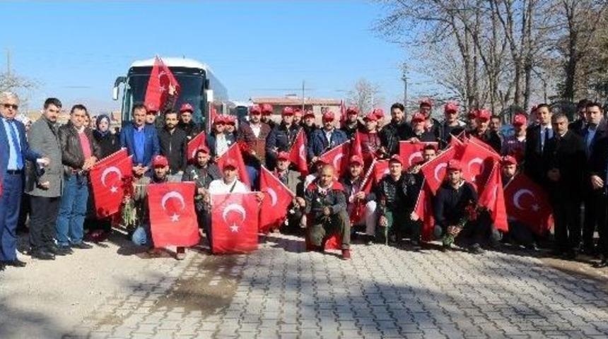 15 Temmuz Gazilerinden Şehit &Ouml;mer Halisdemir&rsquo;in Kabrine Ziyaret