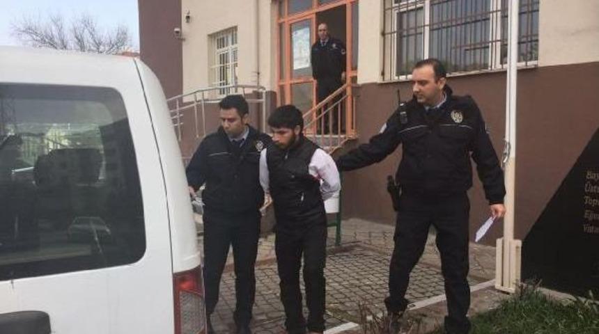 Suriyeli Sığınmacıya &lsquo;Taciz&rsquo; Su&ccedil;laması