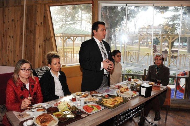 Başkan Bakıcı Çalışan Hanımlar İle Buluştu G3