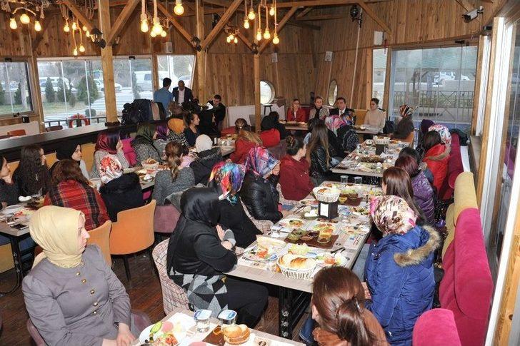 Başkan Bakıcı Çalışan Hanımlar İle Buluştu G4