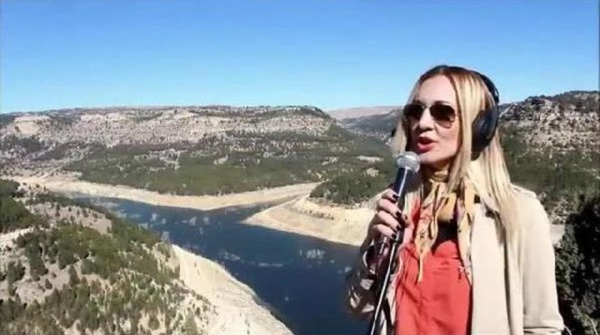 &Ouml;ğretmenlerden, 'benim Adım &Ouml;ğretmen' Şarkı Klibi