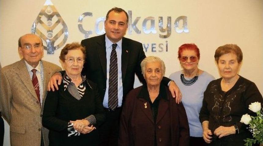 Cumhuriyetin &Ouml;ğretmenlerinden Taşdelen&rsquo;e Teşekk&uuml;r