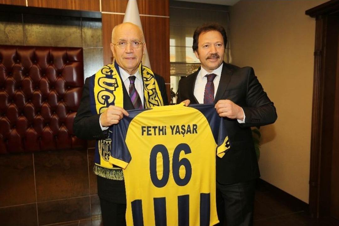 Ankarag&uuml;c&uuml; Y&ouml;netiminden Yenimahalle Belediyesi&rsquo;ne Ziyaret