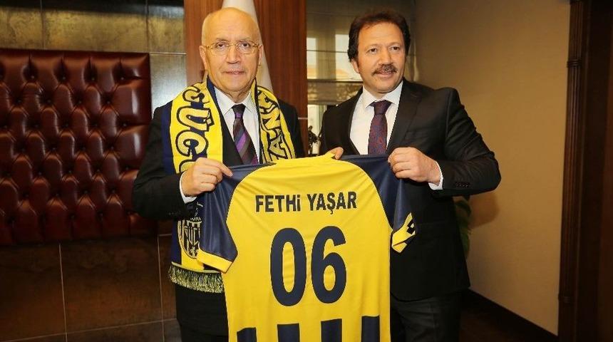 Yenimahalle Belediye Başkanı Yaşar&rsquo;dan Şampiyon Ankarag&uuml;c&uuml;&rsquo;ne Destek