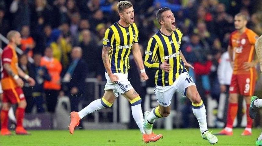 Fenerbah&ccedil;e&rsquo;de Y&uuml;zler G&uuml;l&uuml;yor