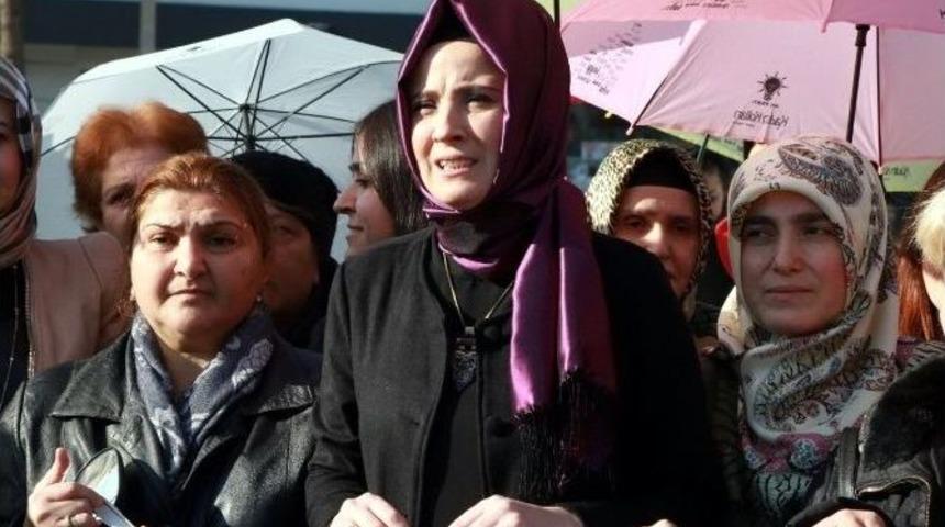 Ak Parti&rsquo;li Kadınlardan Kadına Şiddete Tepki
