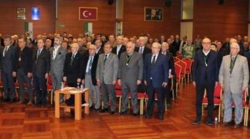 Bursaspor Başkanı Ali Ay: Bursaspor&rsquo;U D&uuml;zl&uuml;ğe &Ccedil;ıkartmak Istiyorum