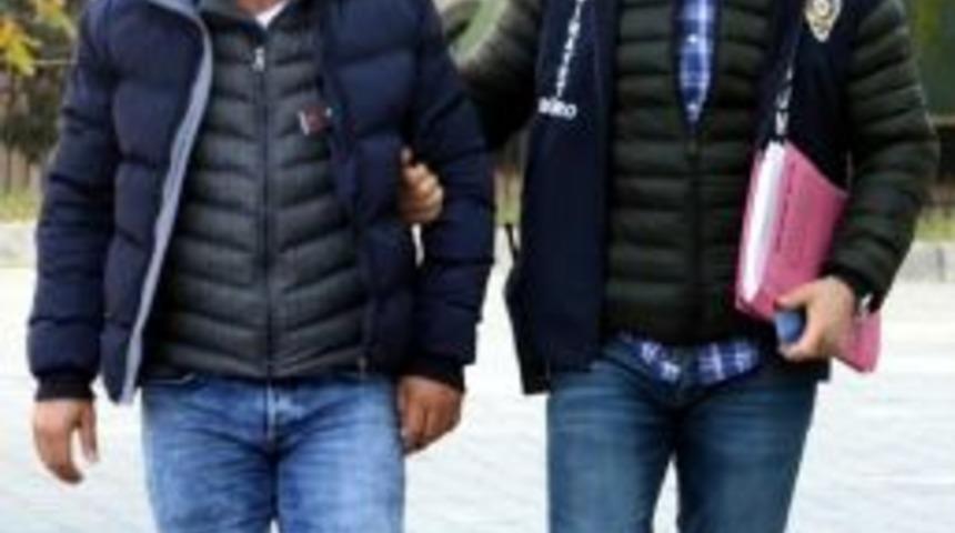 D&ouml;vd&uuml;ğ&uuml; Adama Ateş Edip Ka&ccedil;an Ş&uuml;pheli Yakalandı