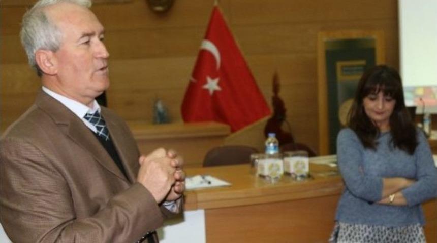 Akhisarlı Eğitimcilere Atık Pil Eğitimi