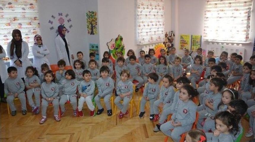 Medova&rsquo;dan &Ccedil;ocuklara Diş Sağlığı Eğitimi