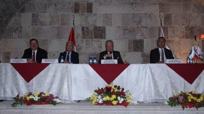 Oda Ve Borsa Y&ouml;neticileri Bergama&rsquo;da Toplandı