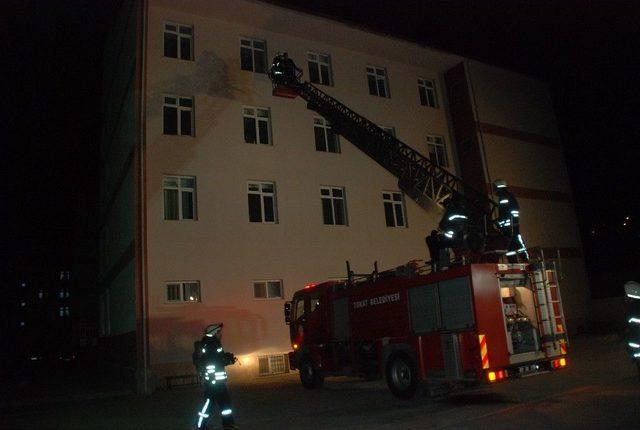 Tokat’ta Gece Yangın Tatbikatı