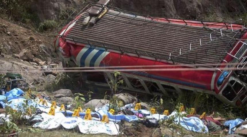 İki kaza 88 &ouml;l&uuml;