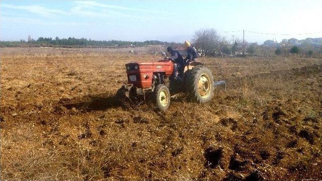 Çiftçiyi Kuraklık Endişesi Sardı