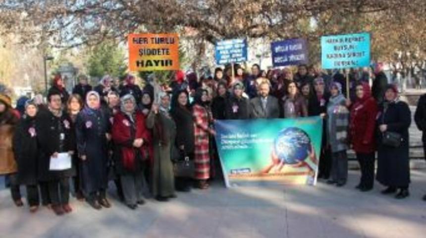 &Ccedil;ankırı&rsquo;da Kadına Şiddete &rsquo;hayır&rsquo; Dediler