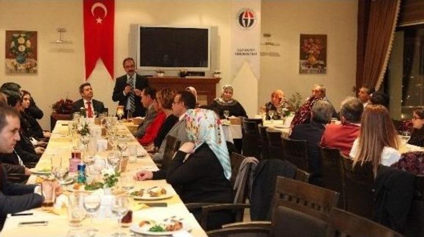 Ga&uuml;n Rekt&ouml;r&uuml; Prof. Dr. G&uuml;r &Ouml;ğretmenlerle Buluştu