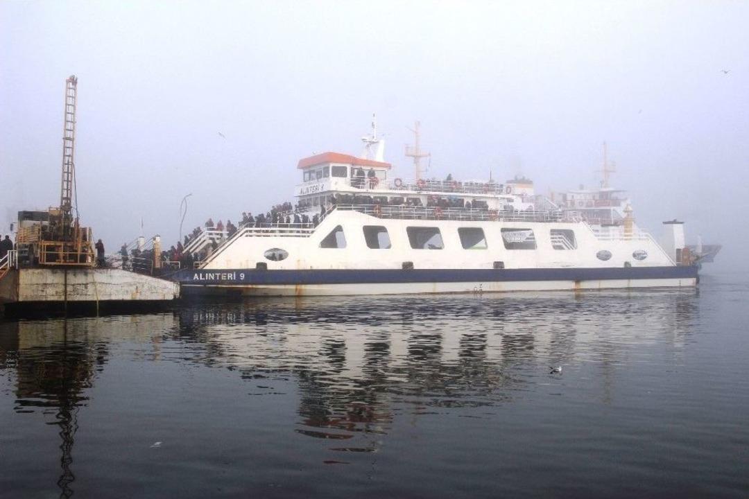 &Ccedil;anakkale Boğazı&rsquo;nda Ulaşıma Sis Engeli