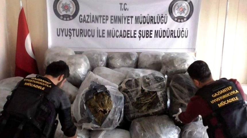 Gaziantep&rsquo;te 1 Ton Uyuşturucu Ele Ge&ccedil;irildi
