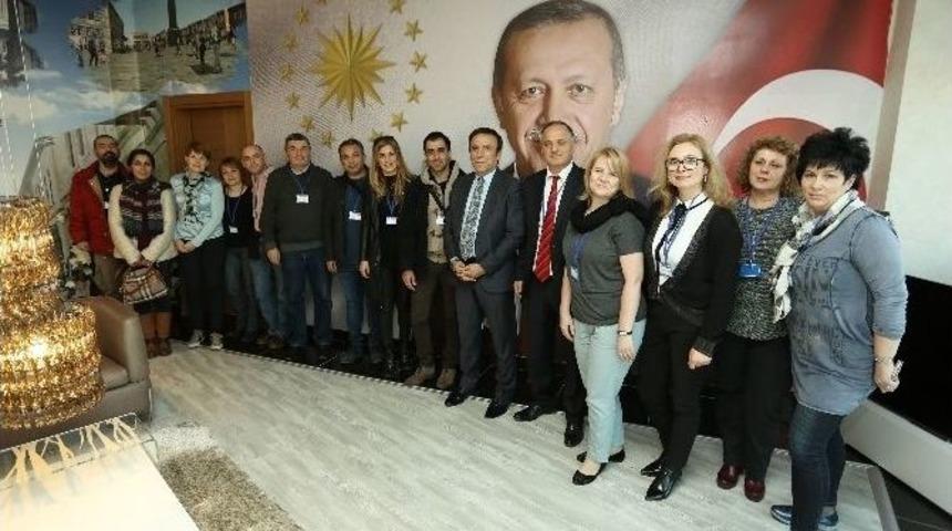 Başkan Gen&ccedil;, Yabancı Eğitimcileri Ağırladı