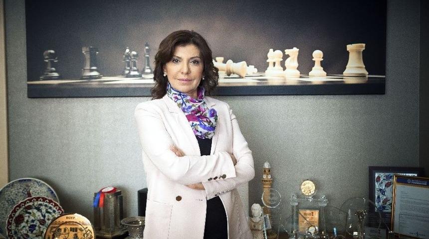 Satran&ccedil;ta Hamle Sırası Kadınlarda