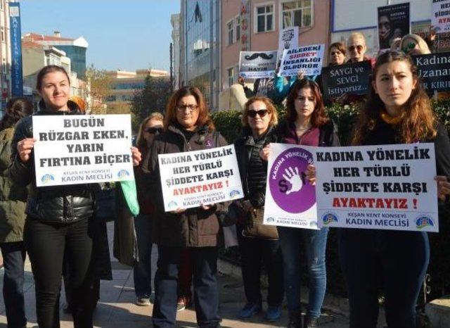 Kadına Karşı Şiddeti, Ağızlarını Bantlayarak Protesto Ettiler