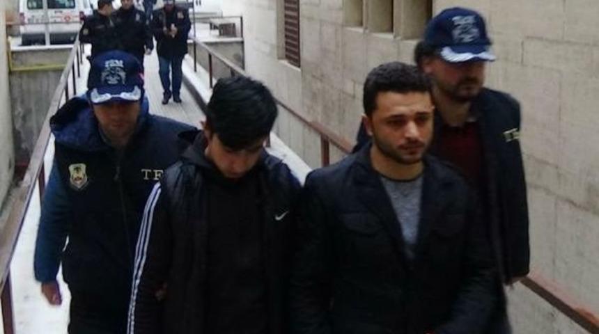 Bursa&rsquo;Da Pkk Propagandasından G&ouml;zaltına Alınan 5 Kişi Adliyede