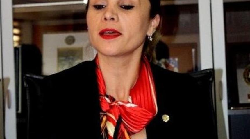 &lsquo;şiddete Karşı Kadının G&uuml;&ccedil;lendirilmesi Ve Hakları&rsquo; Konulu Seminer