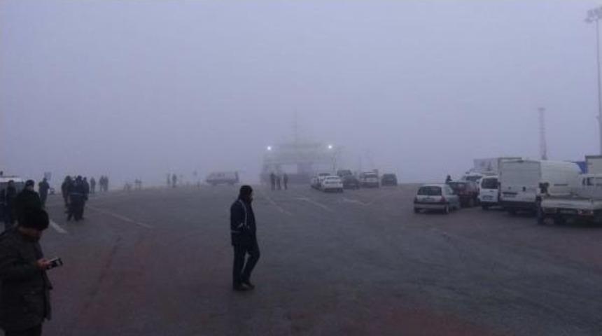 &Ccedil;anakkale Boğazı'nda Transit Gemi Ge&ccedil;işlerine Sis Engeli