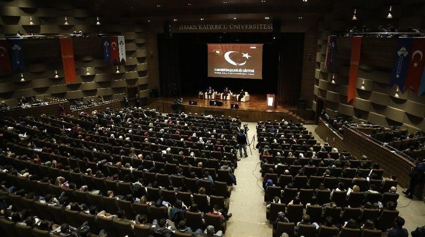 Cumhurbaşkanlığı Başdanışmanı &Ouml;zlem Zengin: &ldquo;en &Ouml;nemli Mesele &Ccedil;ift Başlılığın Ortadan Kaldırılması&rdquo;