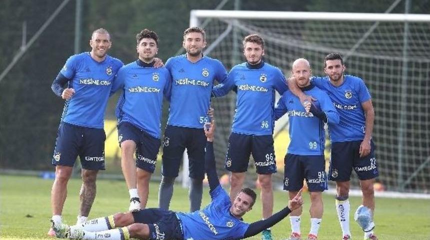 Fenerbah&ccedil;e&rsquo;de &Ccedil;aykur Rize Ma&ccedil;ı Hazırlıkları Başladı